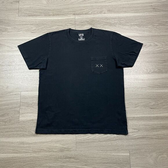 Uniqlo Kaws Shirt Mens Medium Black Sesame Street Art Pocket Graphic
